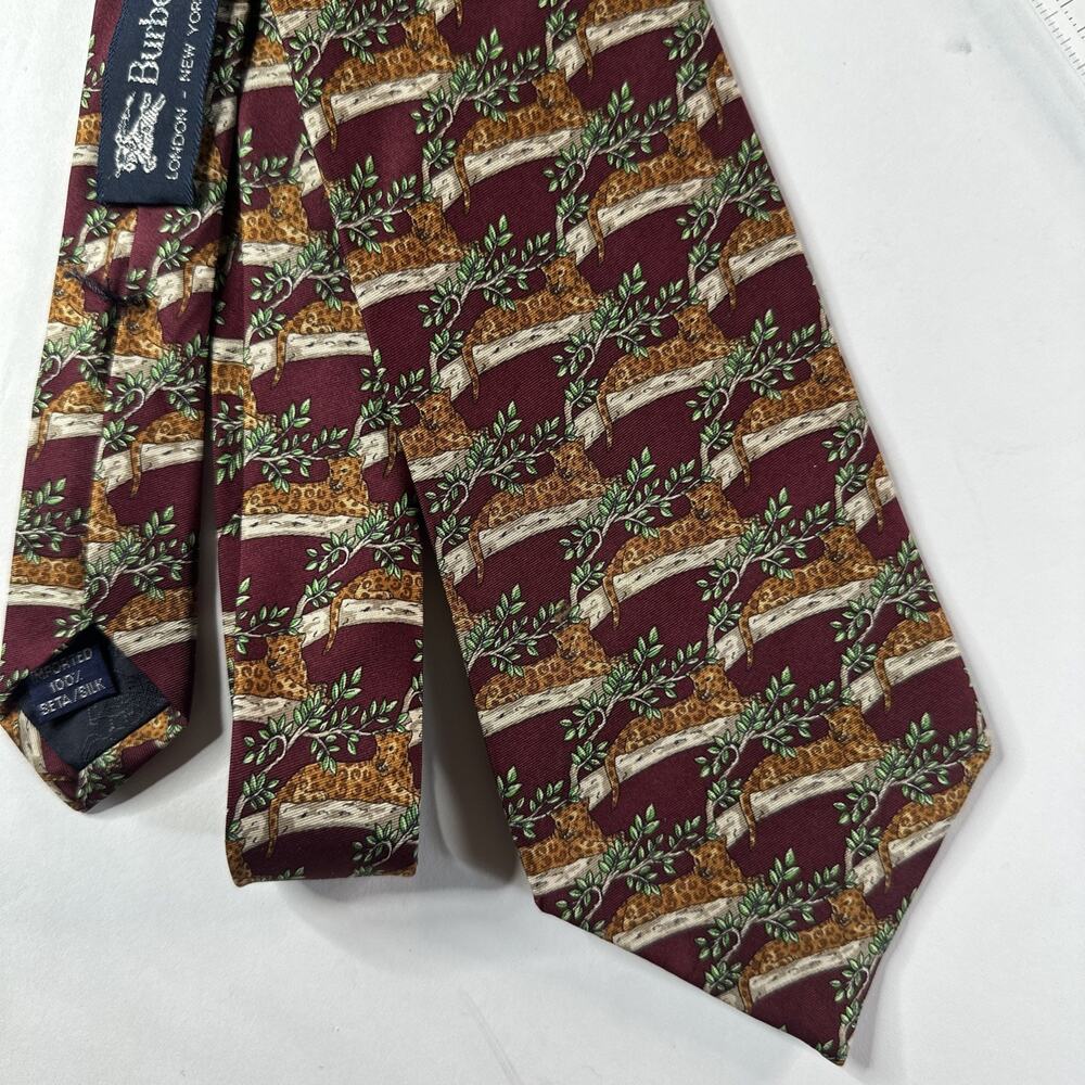 Burberry Vintage Necktie Tie Made In England 100% Silk leopard tiger